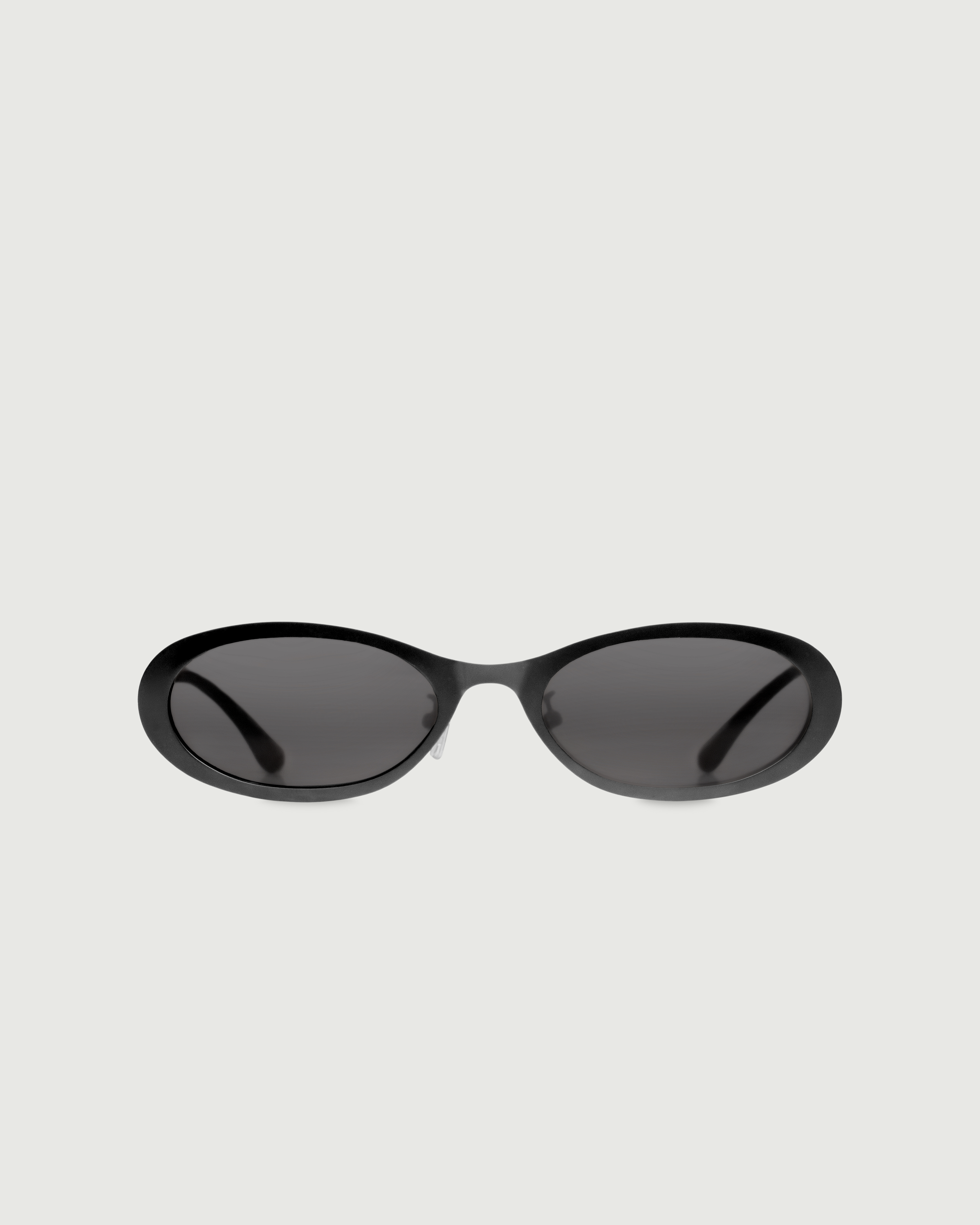 Carbon::Uma Sunglasses Oval Black metal front
